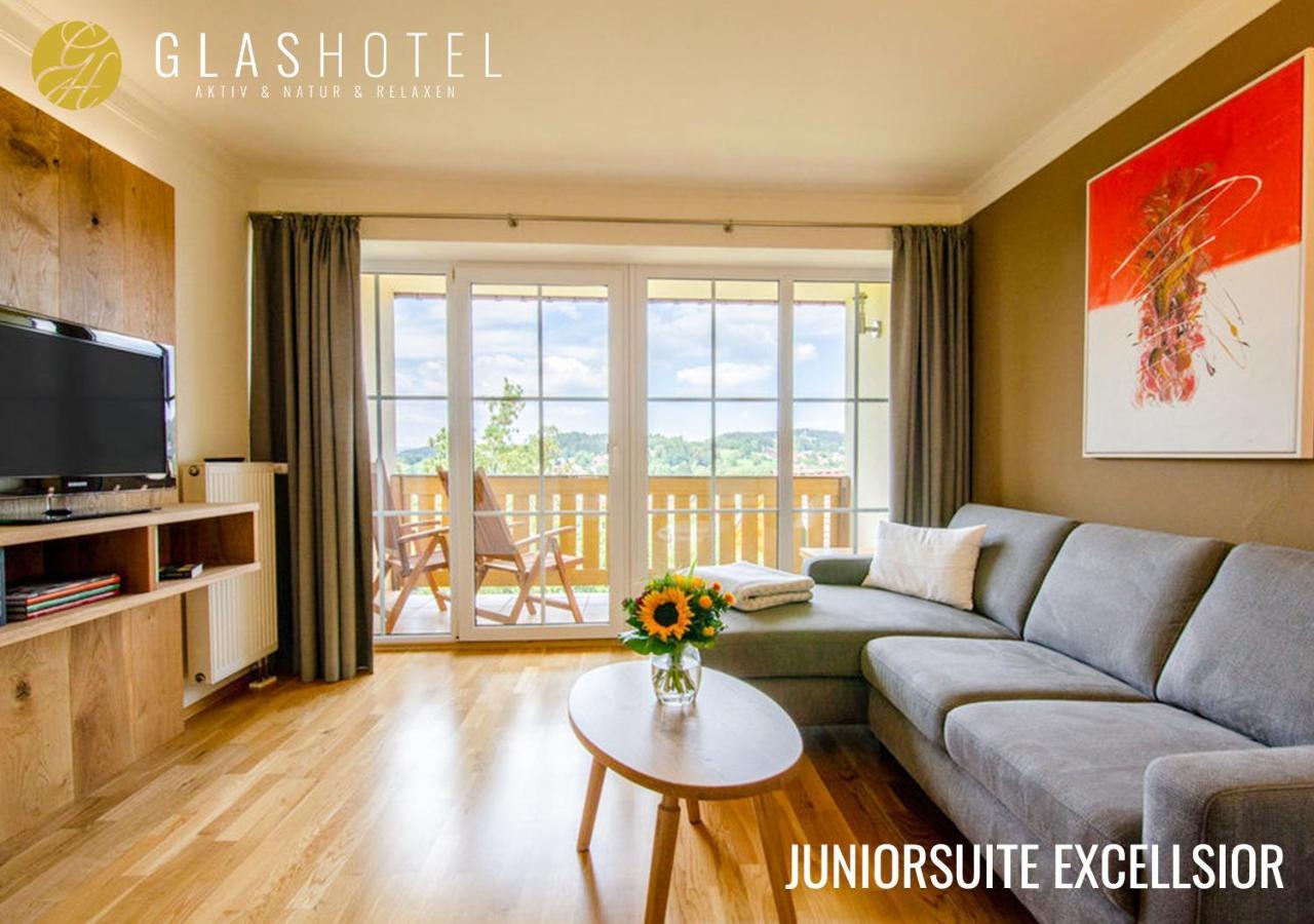 Glashotel Hotel 4*